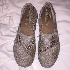 Grey Tom flats